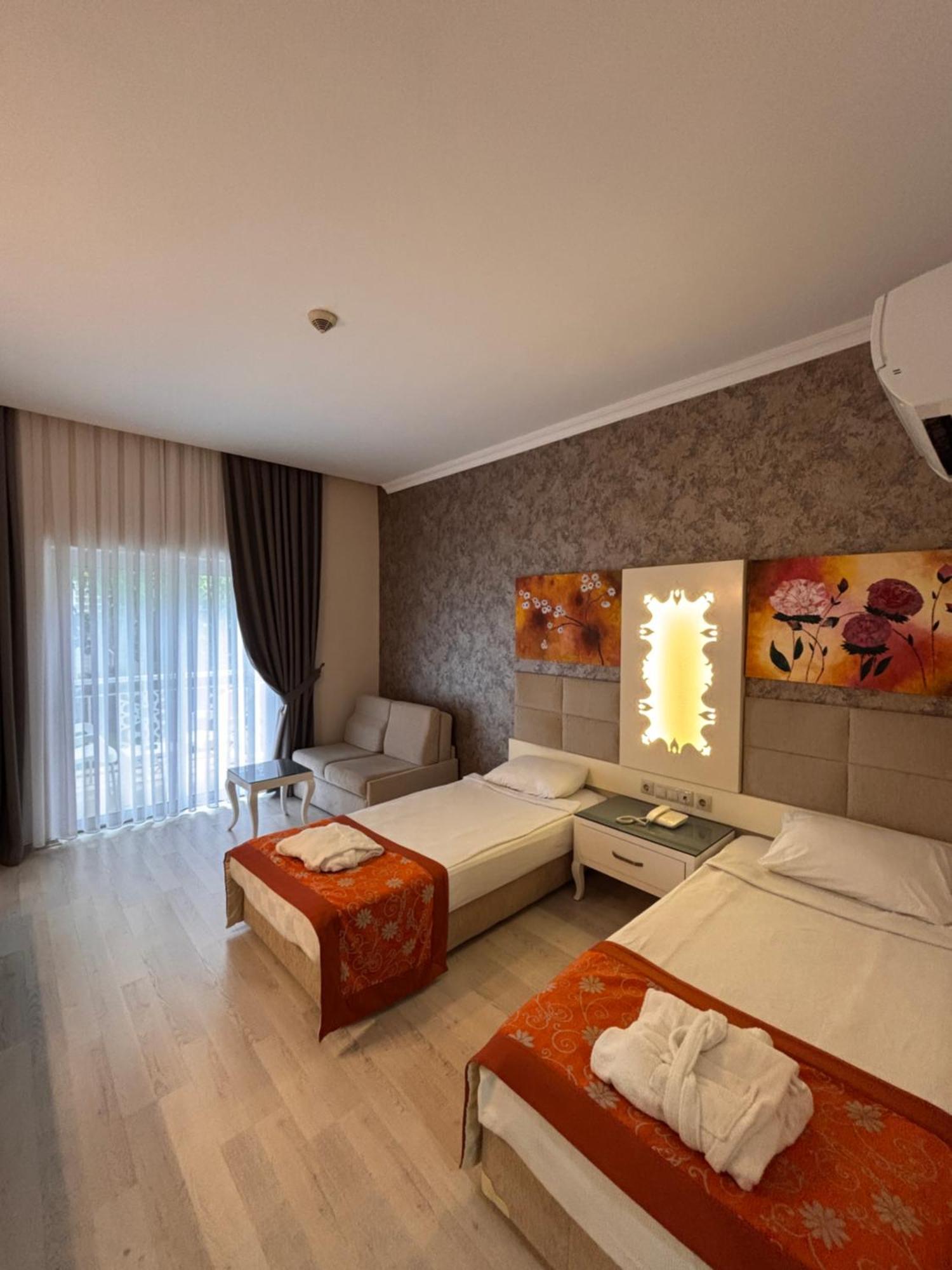 Grand Mir'amor Hotel&spa Hotel 5*